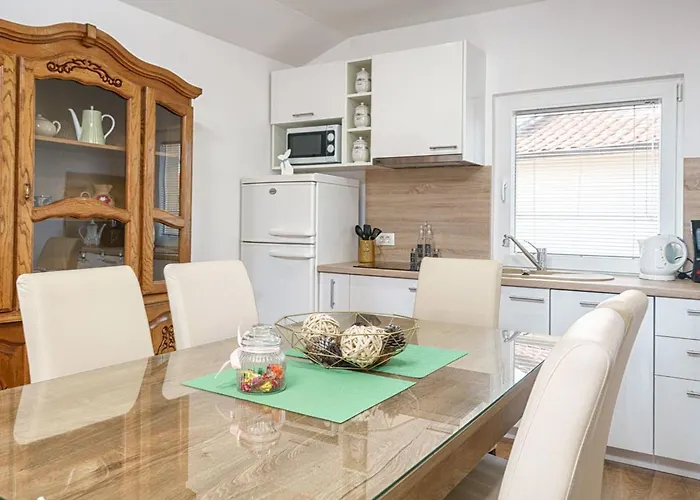 A4 A By Interhome Apartment